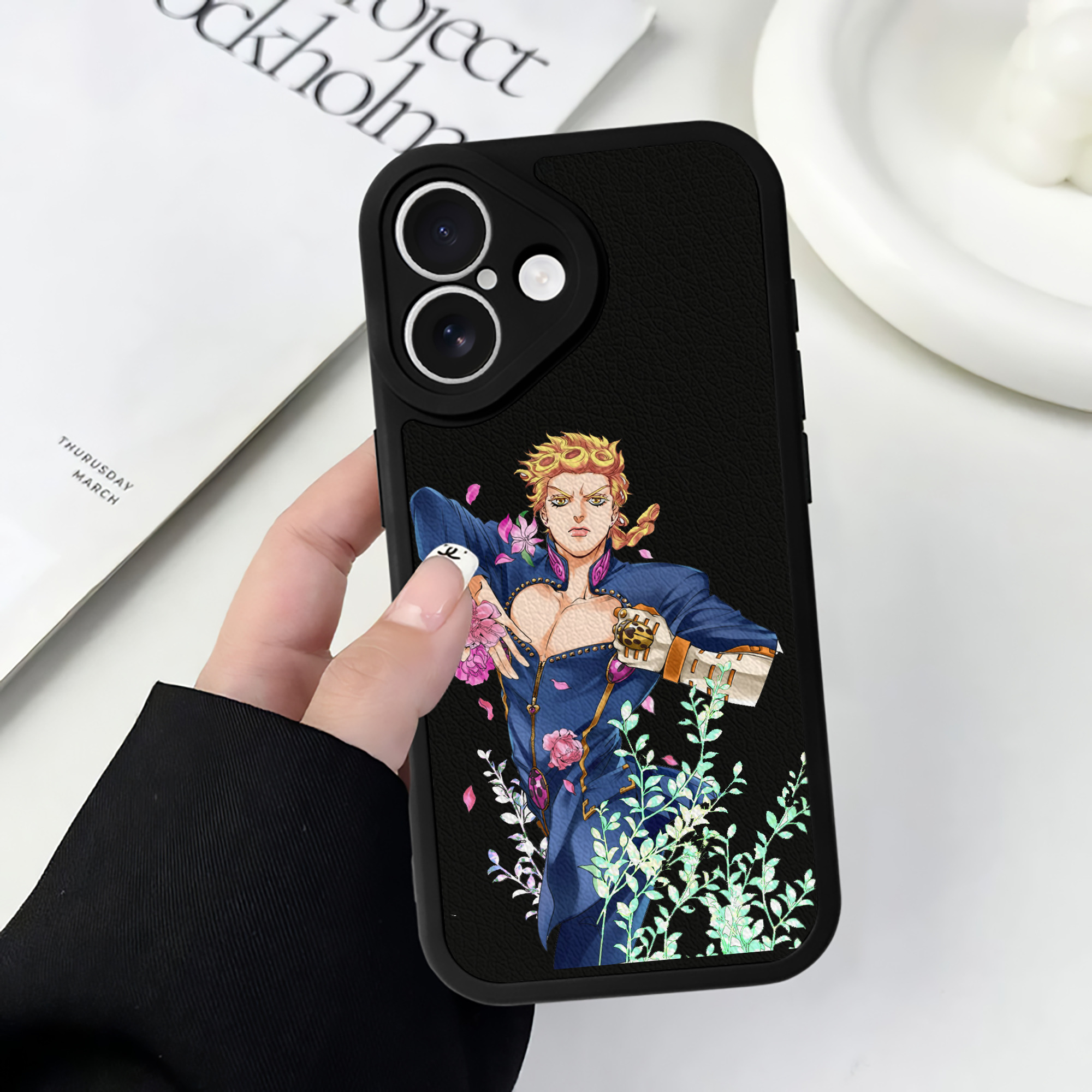 （画像用） ジョジョの奇妙な冒険 ジョルノ?ジョバァーナ JoJo's Bizarre Adventure Giorno Giovanna 【iPhone 16シリーズ対応】シリコンスマホケース（レザー調） 材質：シリコン